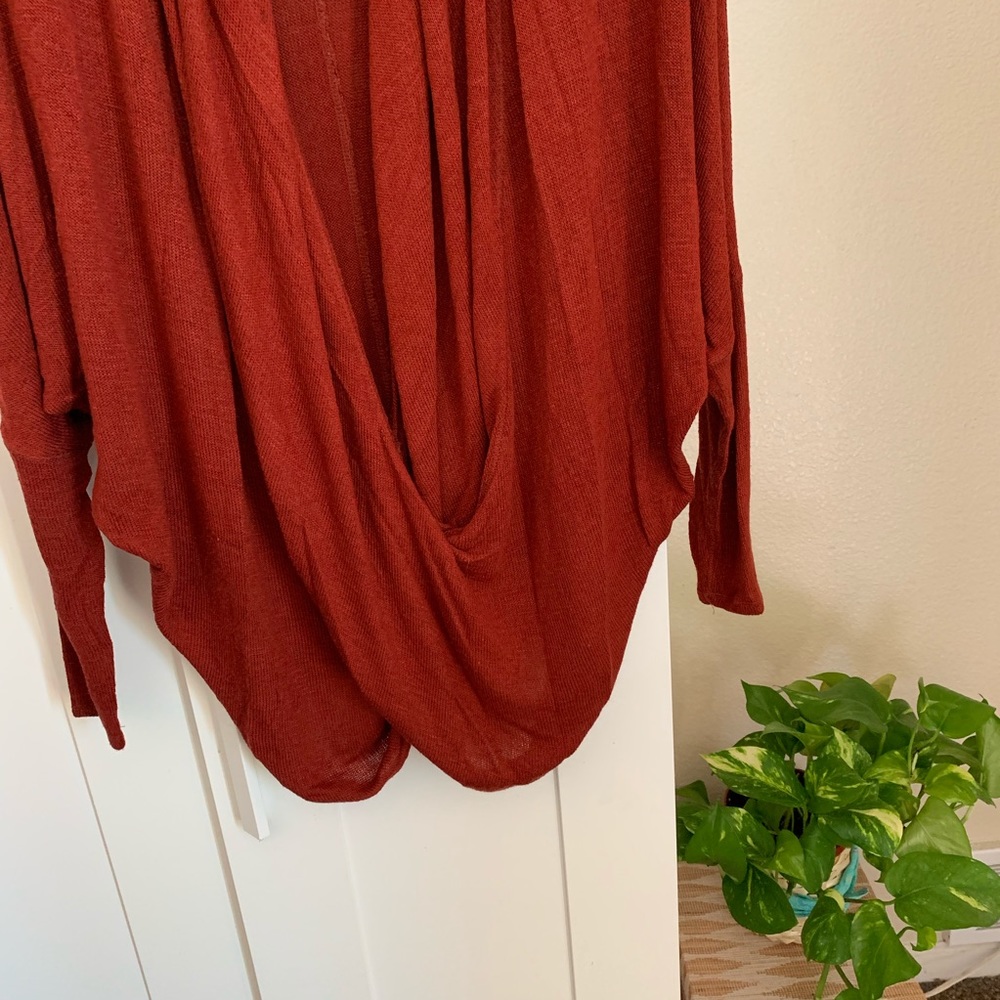 ANTHROPOLOGIE ⛵️flowy cozy rust color wrap sweater - Picture 2 of 5